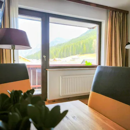 Stelo Appartments Lägenhet Gosau